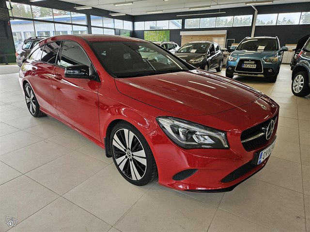 Mercedes-Benz CLA 3