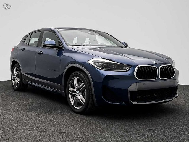 BMW X2 1