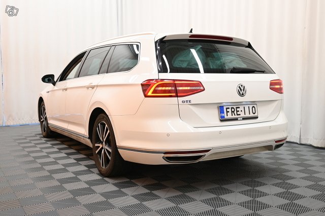 Volkswagen Passat 5