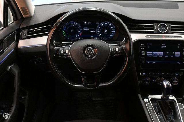 Volkswagen Passat 15