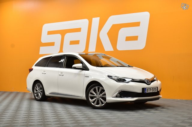 Toyota Auris 1