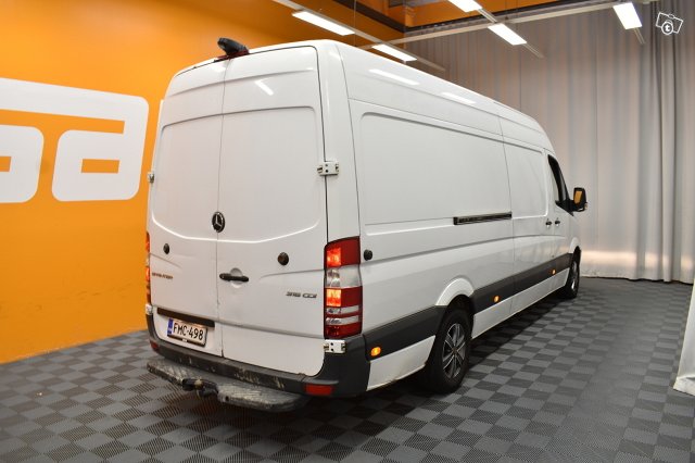 Mercedes-Benz Sprinter 7