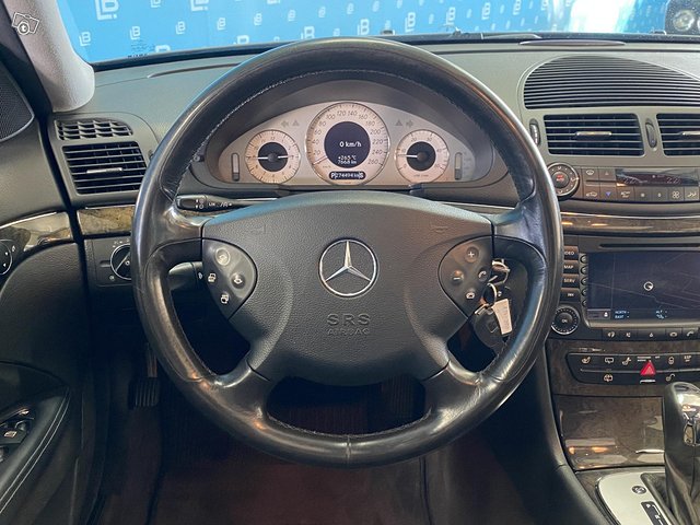 Mercedes-Benz E 3