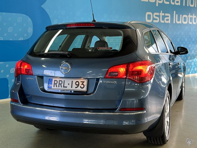 Opel Astra 11