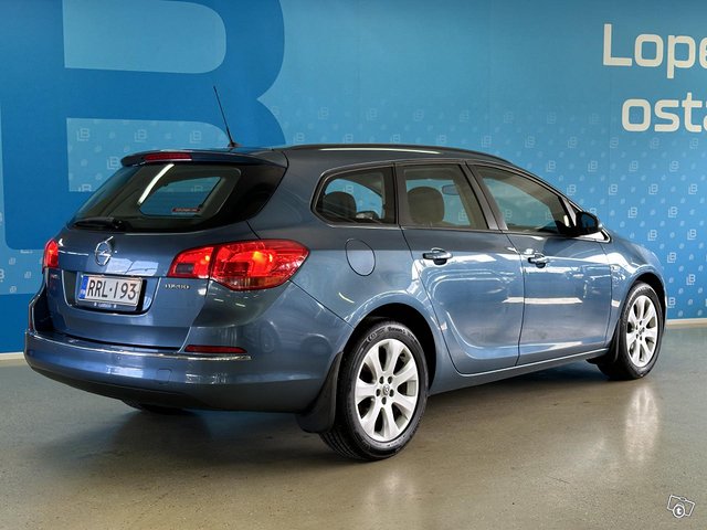 Opel Astra 12