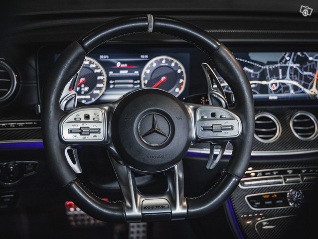 Mercedes-Benz E 63 AMG 9