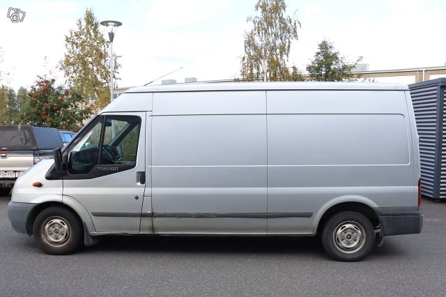 Ford Transit 8