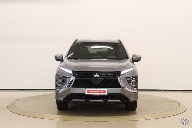 Mitsubishi ECLIPSE CROSS 2