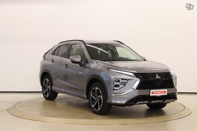 Mitsubishi ECLIPSE CROSS 3