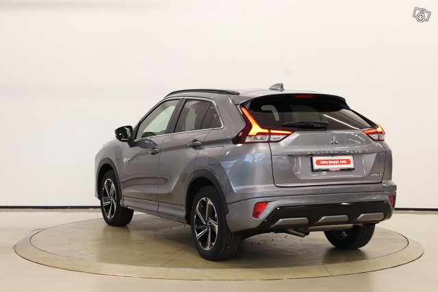 Mitsubishi ECLIPSE CROSS 7