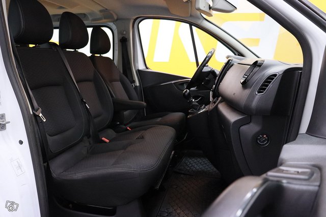 Opel Vivaro 9