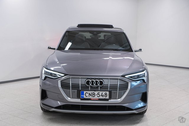 Audi E-tron 2