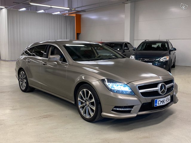 Mercedes-Benz CLS 4