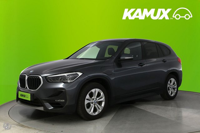 BMW X1 6