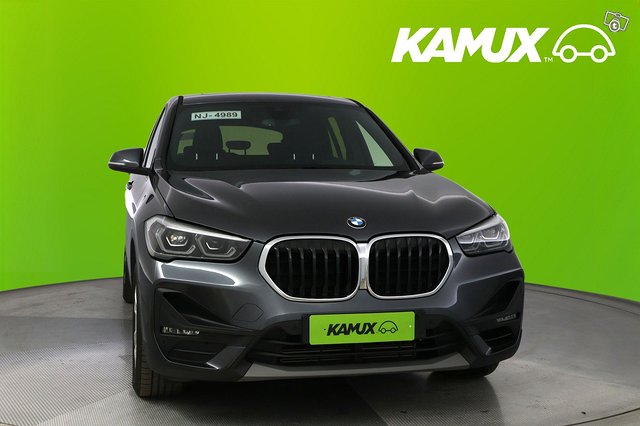 BMW X1 8