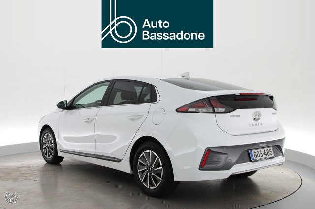 HYUNDAI IONIQ Electric 4