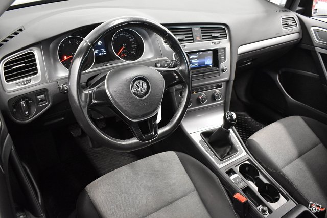 Volkswagen Golf 14