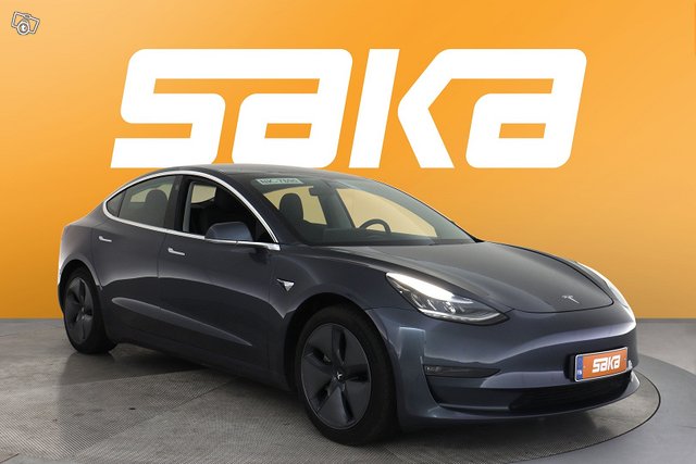 Tesla Model 3 1