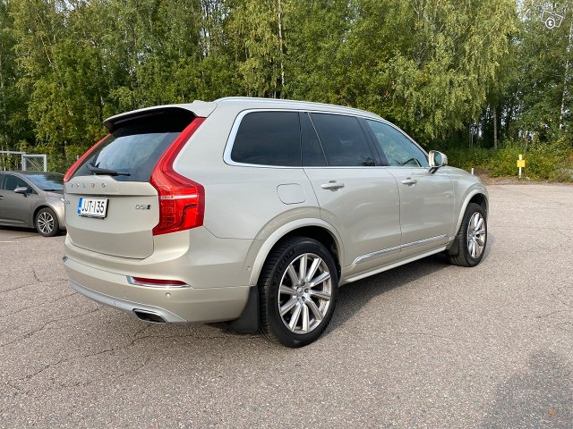 Volvo XC90 4