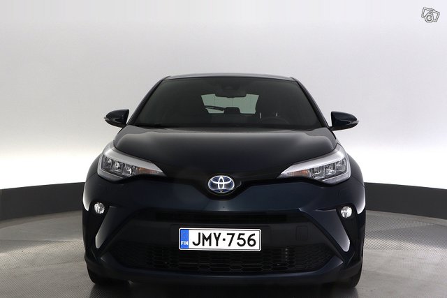 Toyota C-HR 8