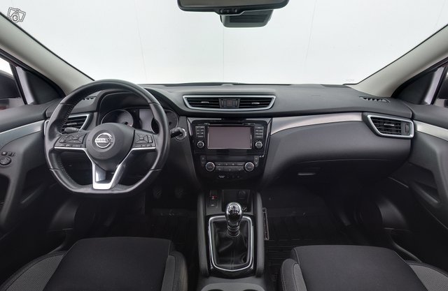 Nissan Qashqai 9