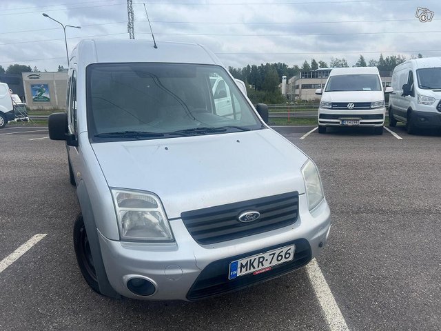 Ford Transit Connect 8