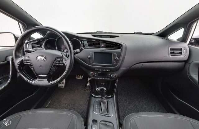 Kia Ceed 11