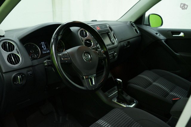 Volkswagen Tiguan 14