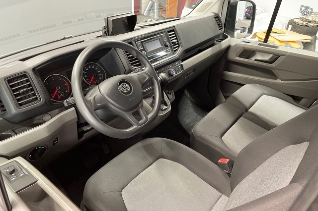 Volkswagen Crafter 6