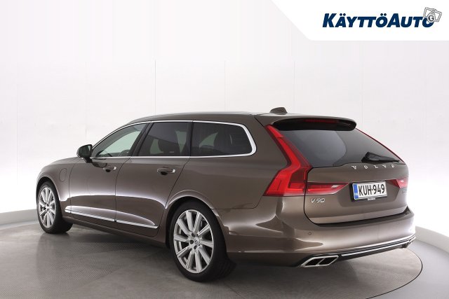 VOLVO V90 3