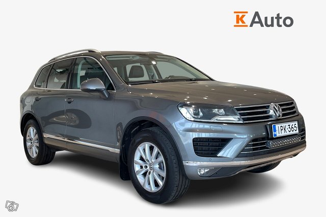 VOLKSWAGEN TOUAREG