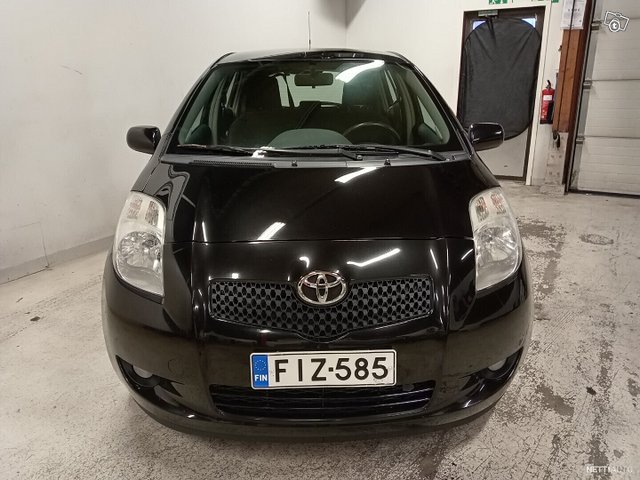 Toyota Yaris 7