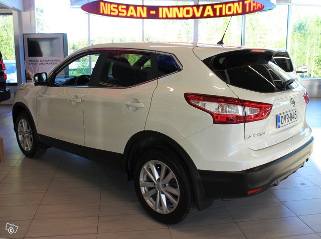 NISSAN Qashqai 4