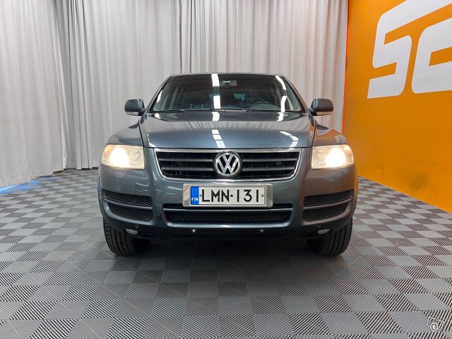 Volkswagen Touareg 2