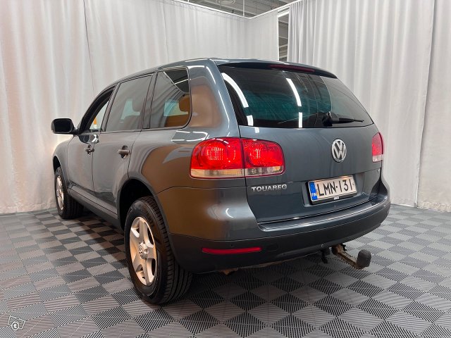 Volkswagen Touareg 5