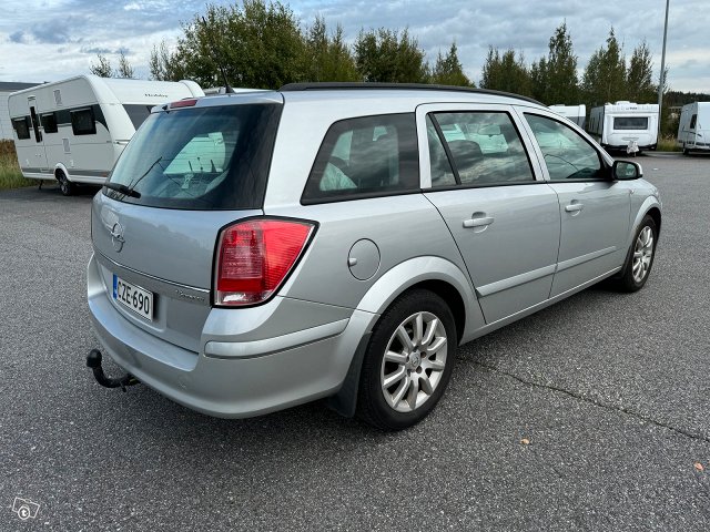 Opel Astra 2