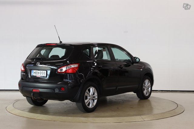 Nissan Qashqai 5