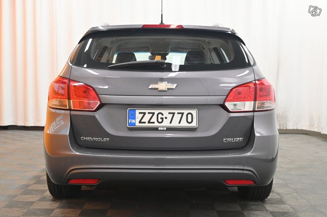 Chevrolet Cruze 5