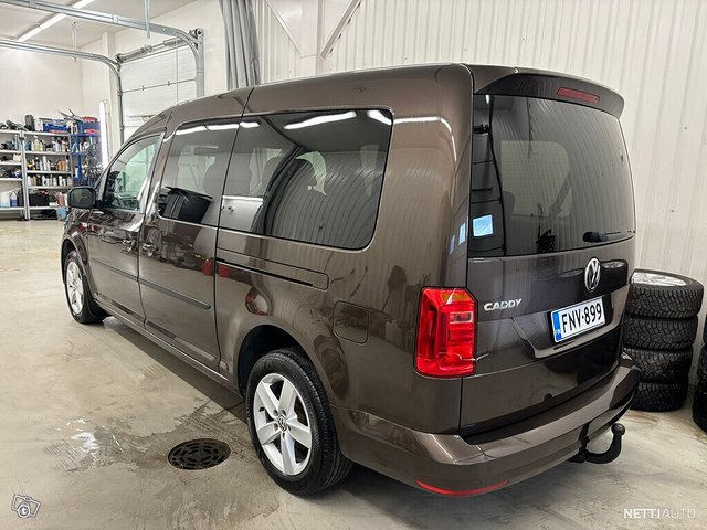 Volkswagen Caddy Maxi 2