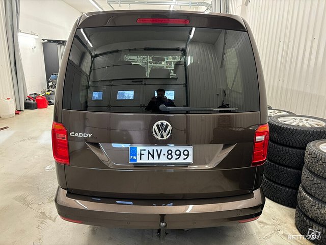 Volkswagen Caddy Maxi 6