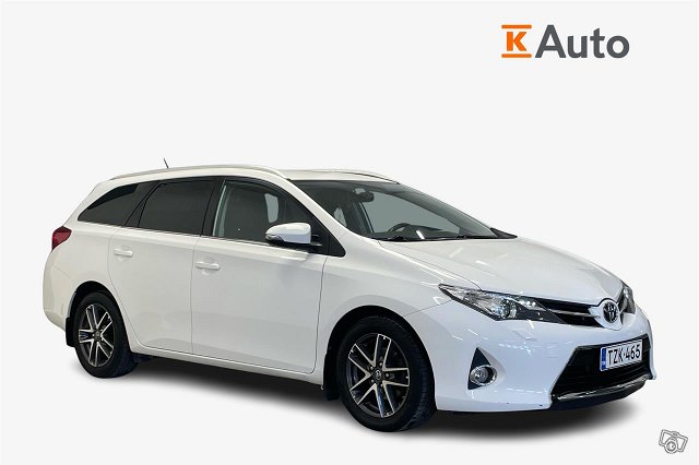 TOYOTA Auris 2