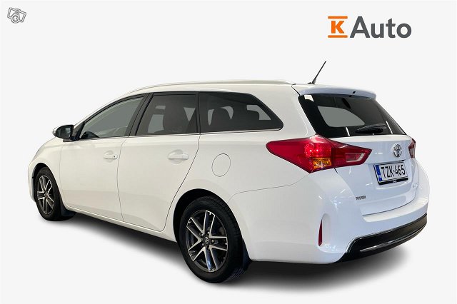 TOYOTA Auris 3