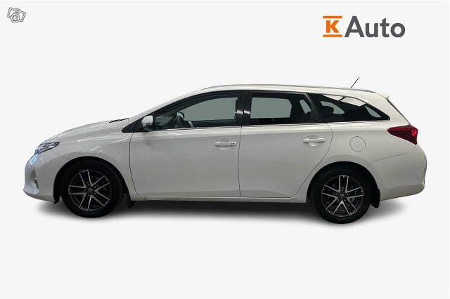 TOYOTA Auris 6