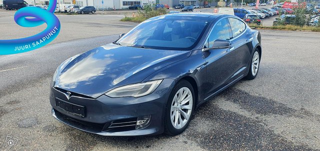 Tesla Model S 1