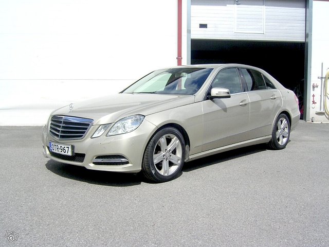 Mercedes-Benz E