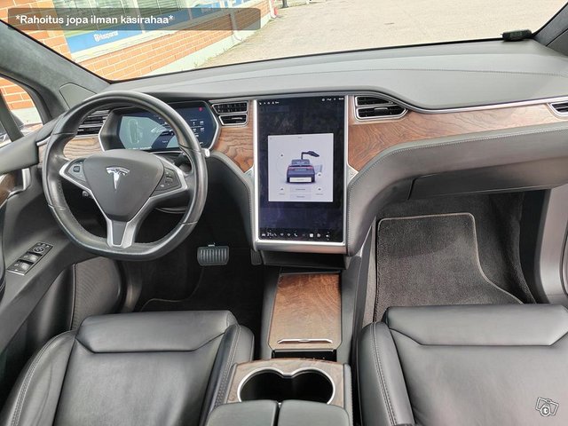 Tesla Model X 15