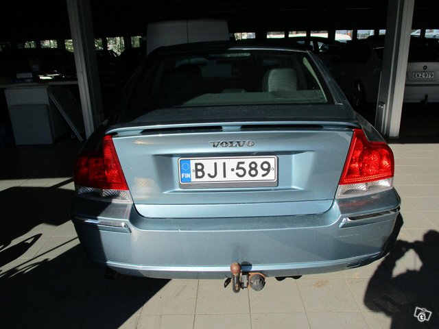 Volvo S60 5