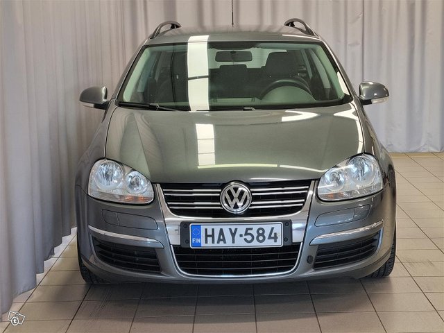 VOLKSWAGEN Golf 2