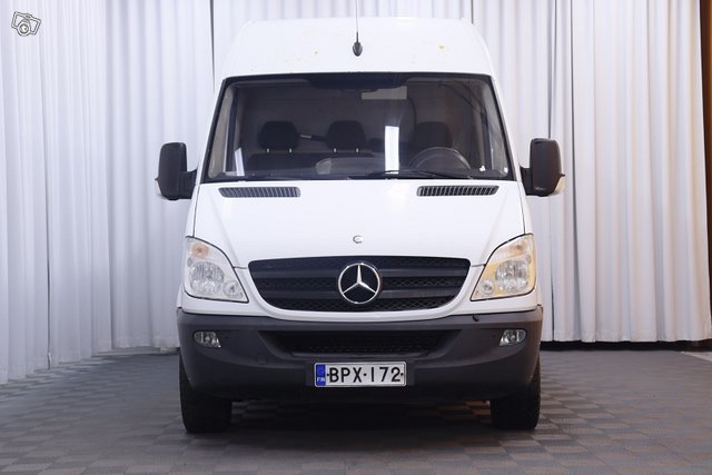 Mercedes-Benz Sprinter 2