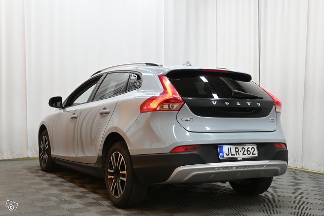 Volvo V40 Cross Country 5